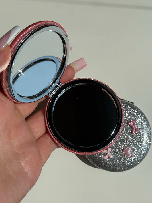 Třpytivé zrcátko s ozdobamí - růžové